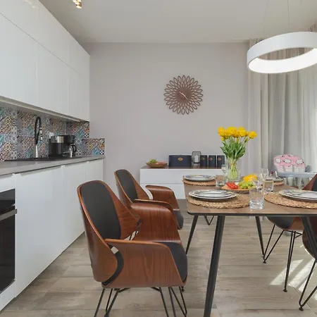 Sunny By Renters Appartamento Łukęcin