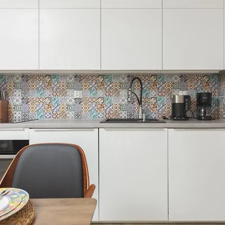 Apartment Sunny By Renters