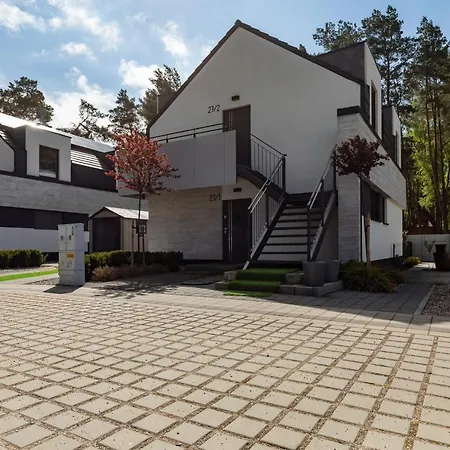 Sunny By Renters Appartamento