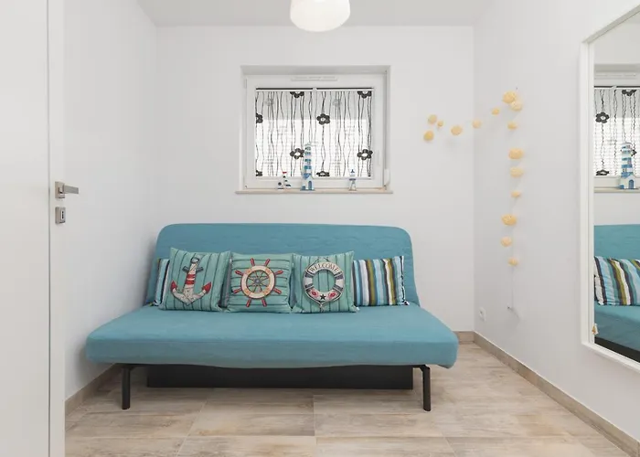 Sunny By Renters Apartment *