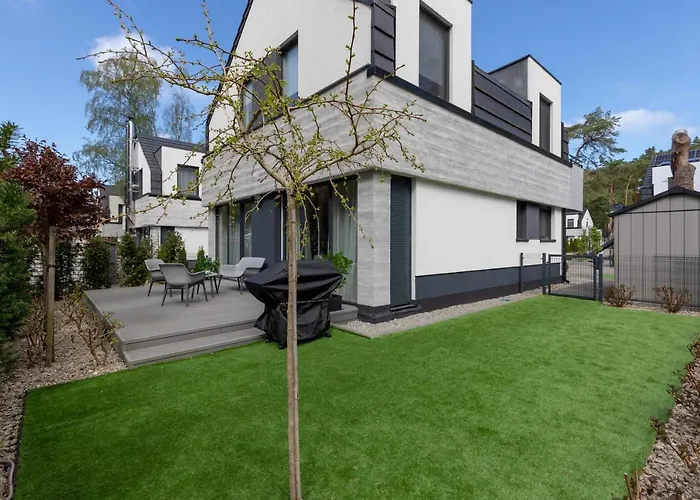 Apartment Sunny By Renters Lukecin